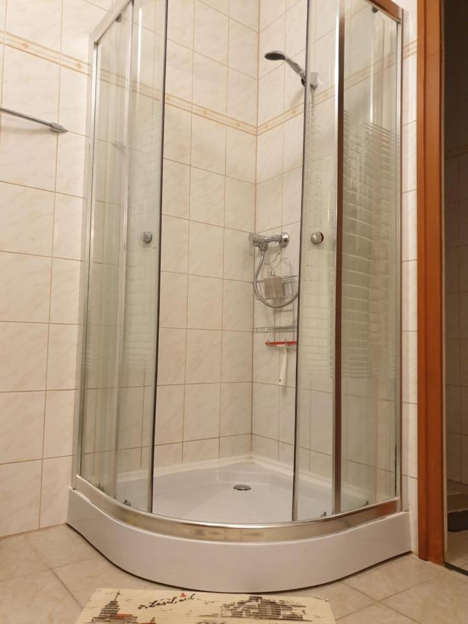 Egri Csillagocska Apartman Buitenkant foto