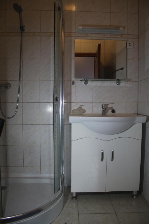 Egri Csillagocska Apartman Buitenkant foto